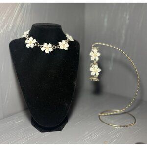 A22 Emmons White Enamel Gold Flower Dogwood Necklace & Bracelet jewelry set
